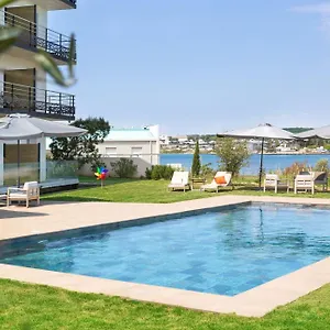 Golden Tulip & Rooftop Provence Hotel
